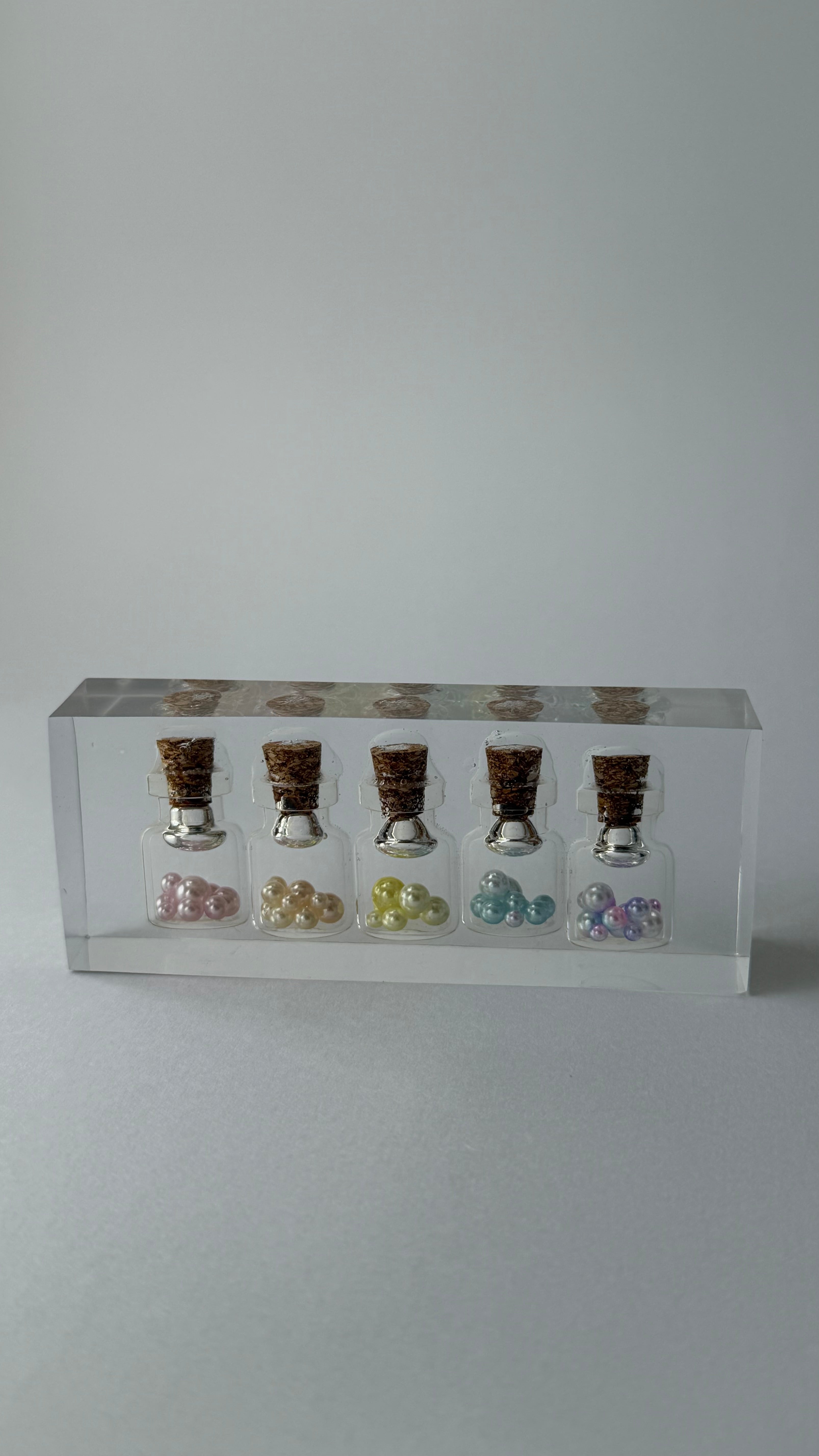 Mini Pearl Palette – Handmade Resin Pearl Display